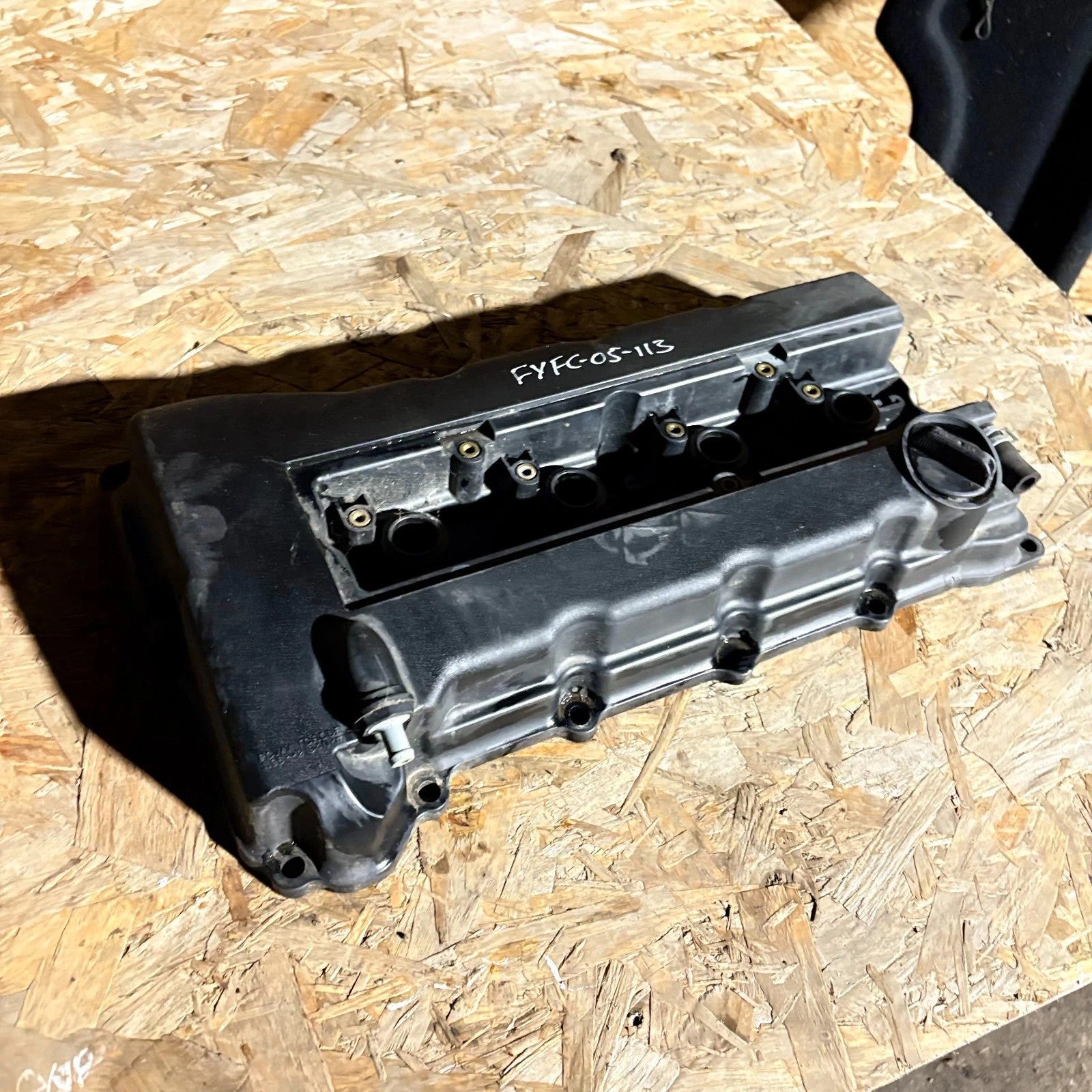 Mitsubishi Outlander Mk3 20132021 Engine Top Rocker Valve Cover