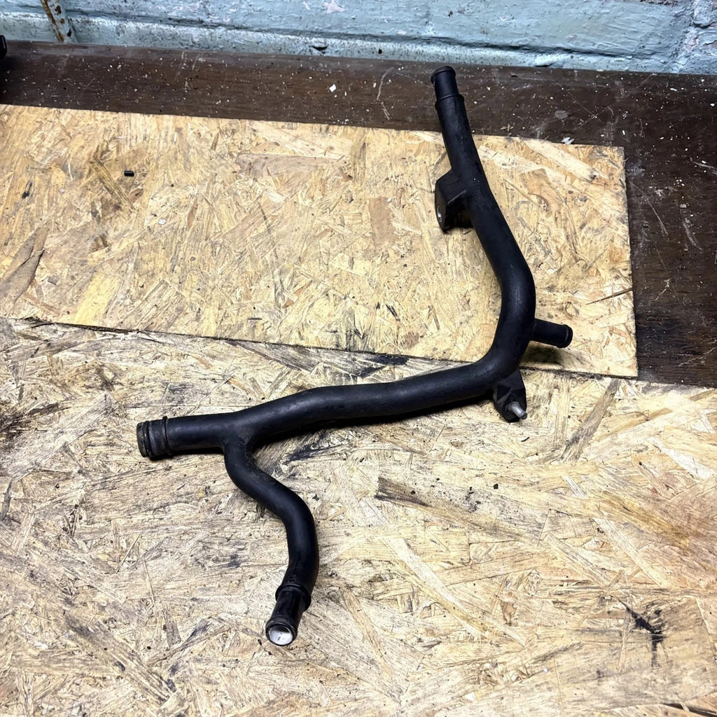 Audi A3 8P Sportback 2009-2013 1.6 Petrol Coolant Pipe Hose 06A121065DP