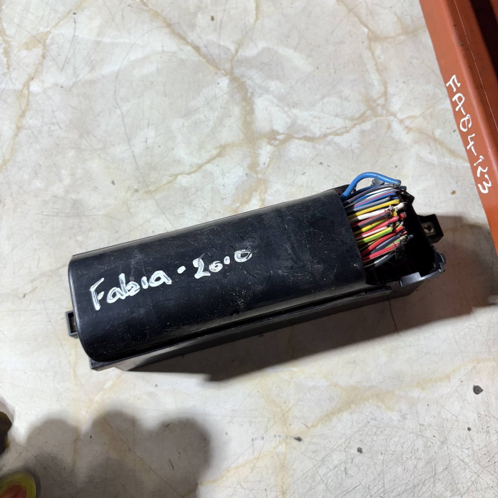 2010 SKODA FABIA Fuse Box