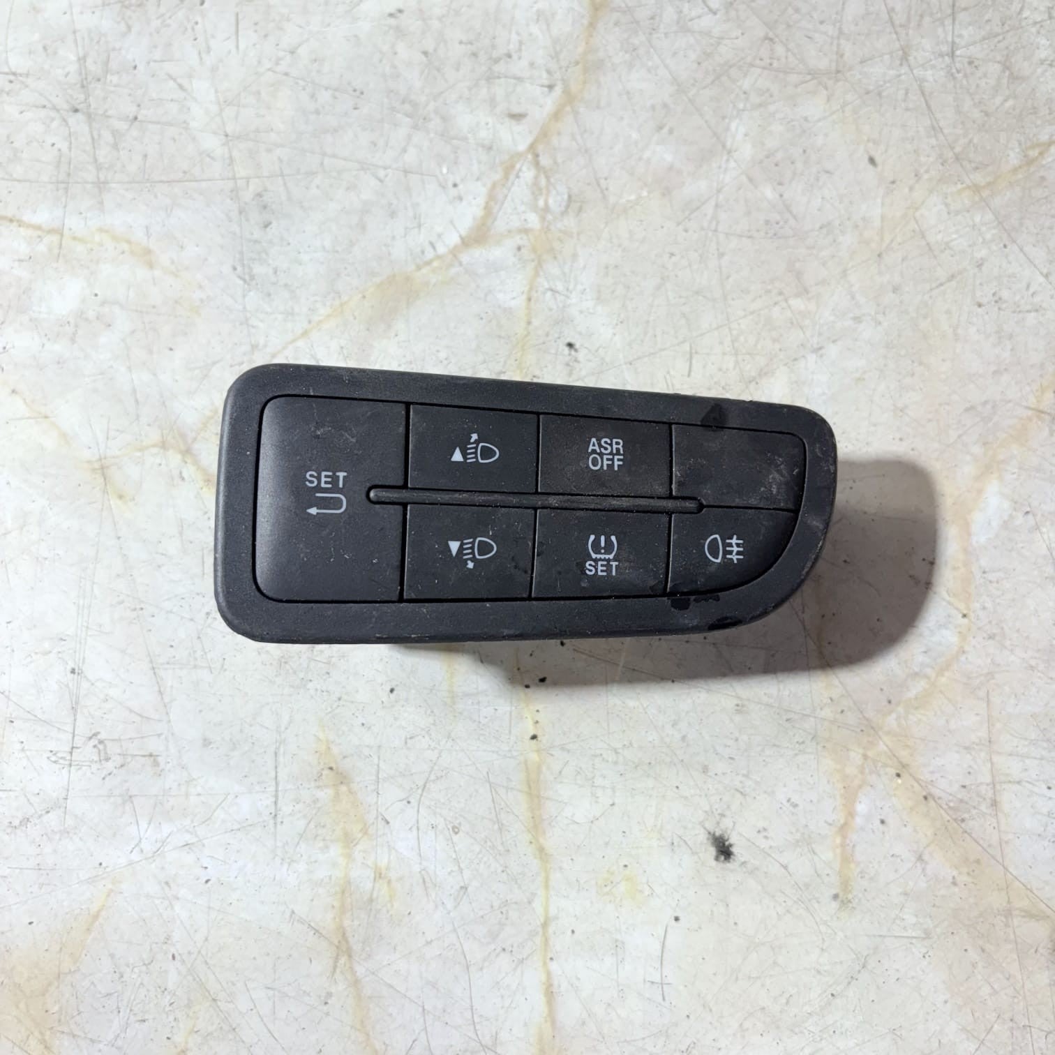 2015 Alfa Romeo Mito MK1 3 Droos Fog Light Control Switch Fait B569