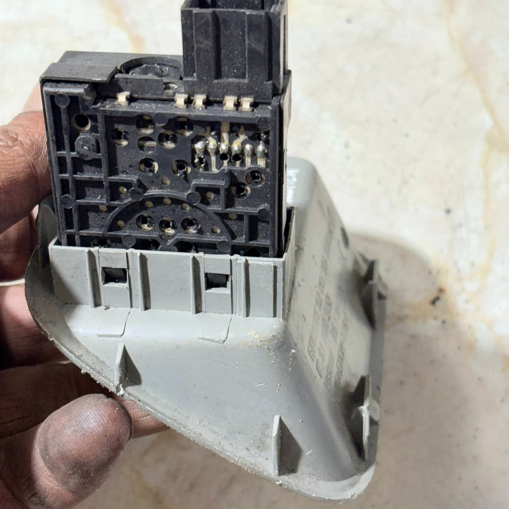 Renault Trafic II Vauxhall Vivaro A Headlight Switch Cover Trim Grey 91 168 902