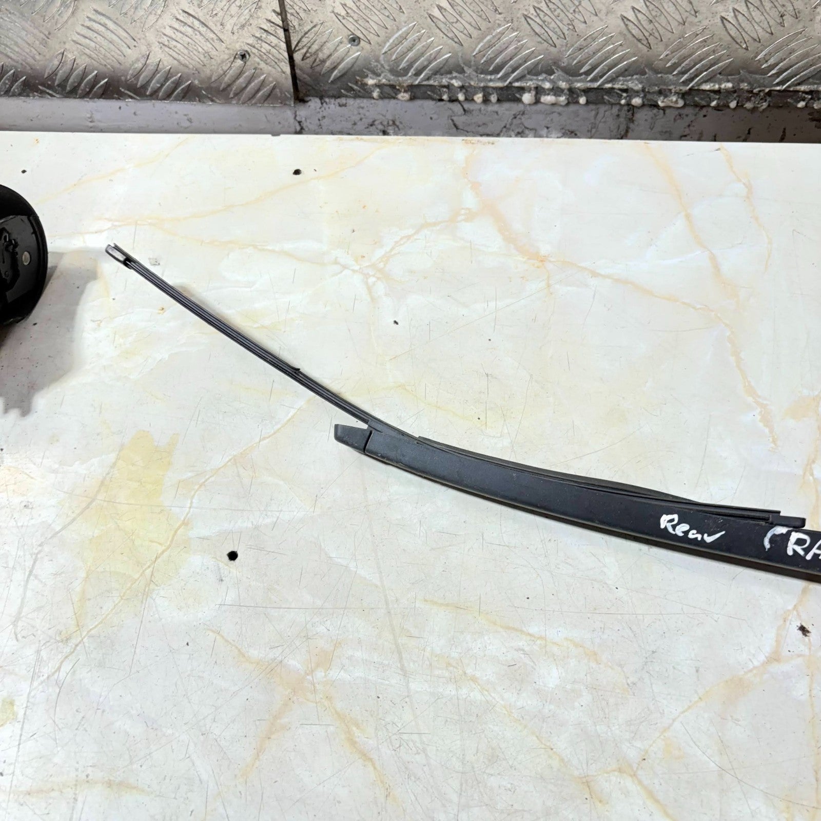 SKODA RAPID (2013-2017) REAR WIPER ARM