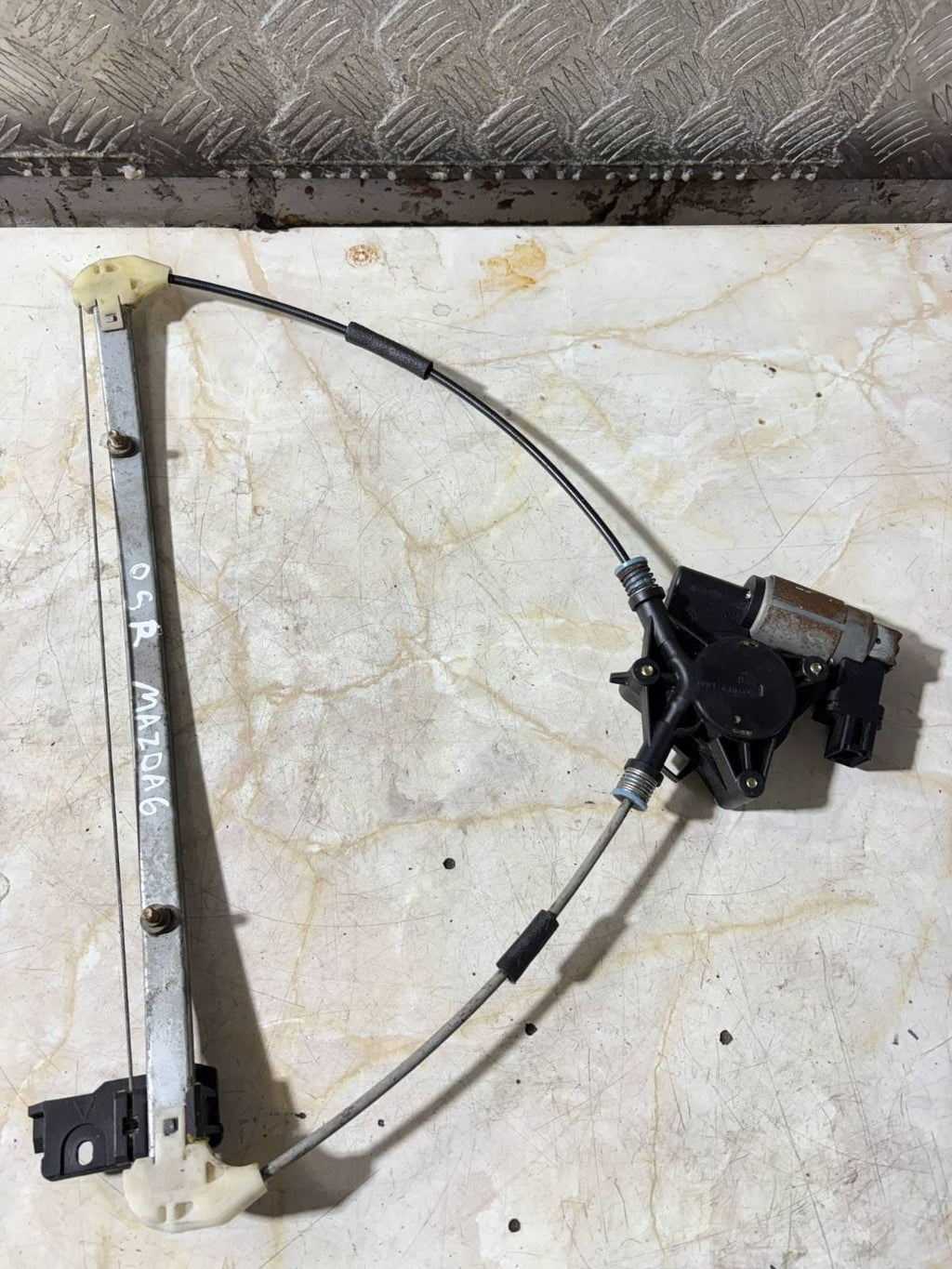 G22C 5958X MAZDA 6 FRONT DOOR ELECTRIC WINDOW REGULATOR AND MOTOR LEFT SIDE