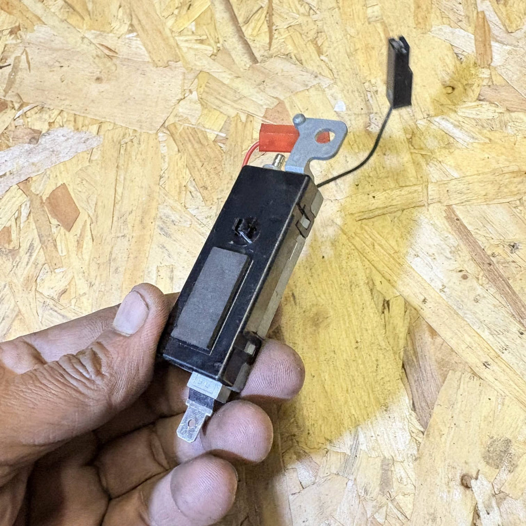 HYUNDAI I40 AERIAL ANTENNA AMPLIFIER MODULE 96270-3Z000