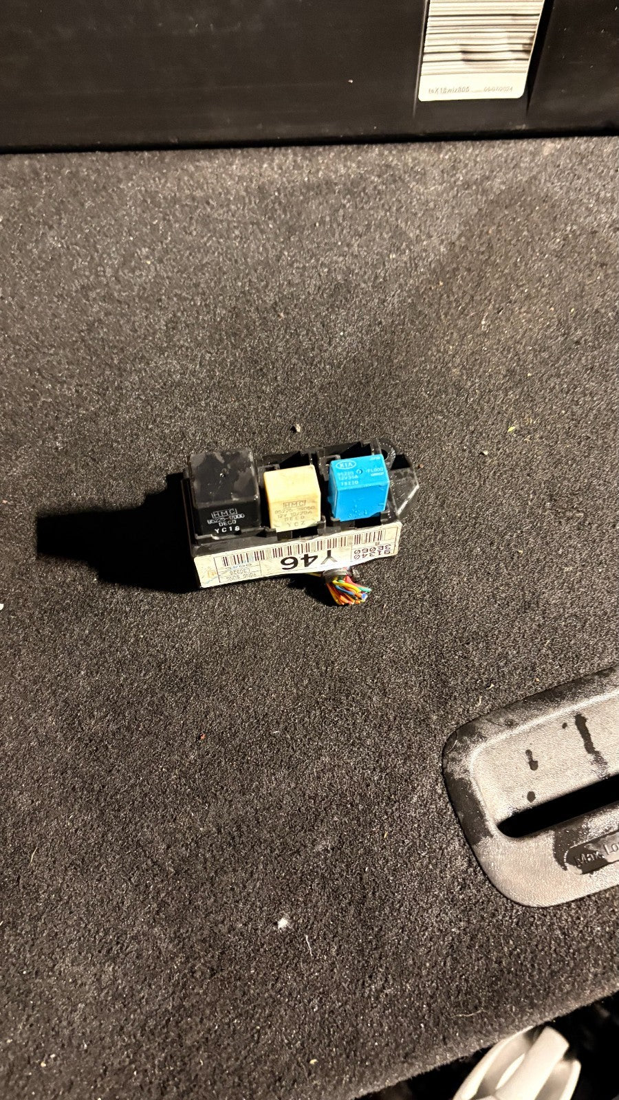 Kia Sorento BL 2003-2008 Power Relay Module Set 95225-17000/95225-38050