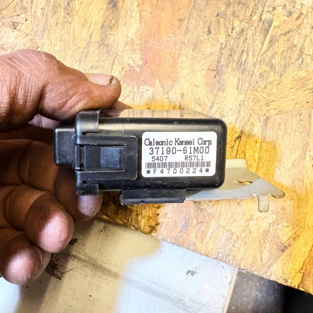 Suzuki SX4 S-Cross JY Keyless Entry Receiver Module 37190-61M00 2013-2021