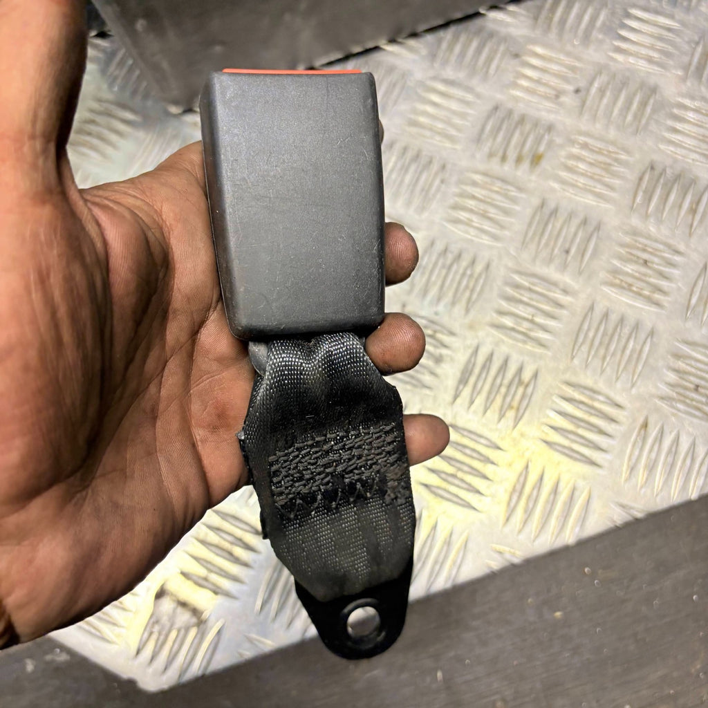 Suzuki Alto 2013 Driver Rear Right Seat Belt Buckle
