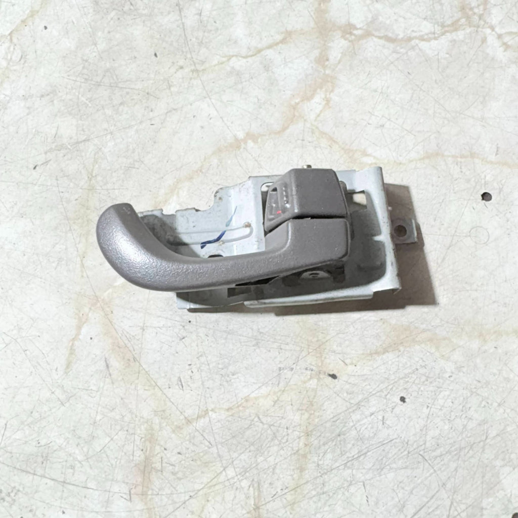Proton Persona/Gen2 2009–2015 Right Front Driver Side Interior Door Handle