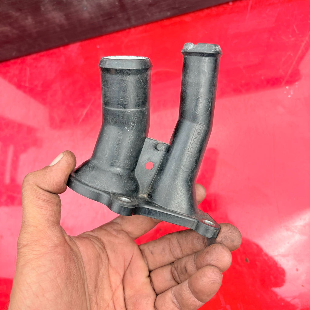 Thermostat Housing 2S6G9K478BD For Ford Focus Fiesta