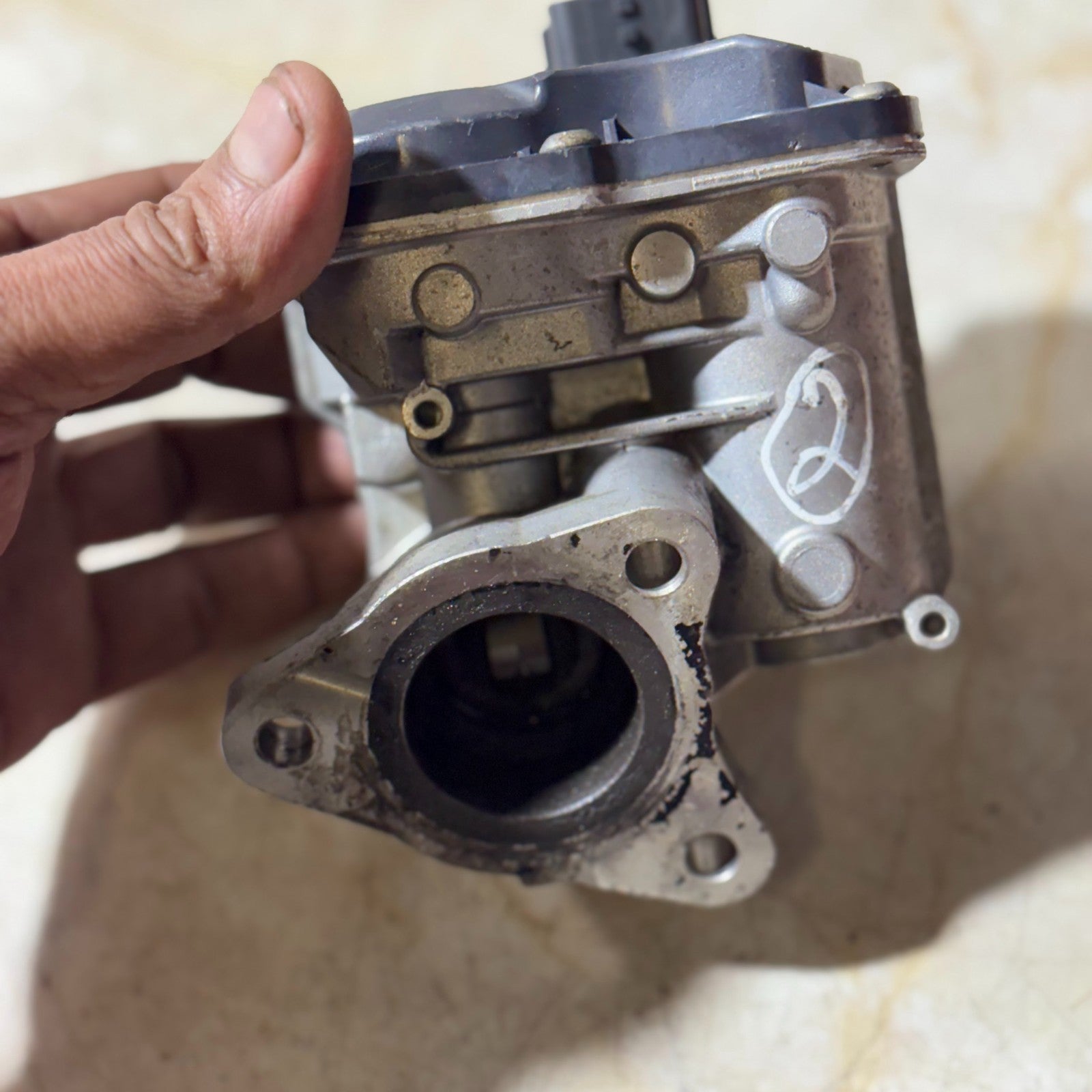 2015 NISSAN PULSAR EGR VALVE H8201143495