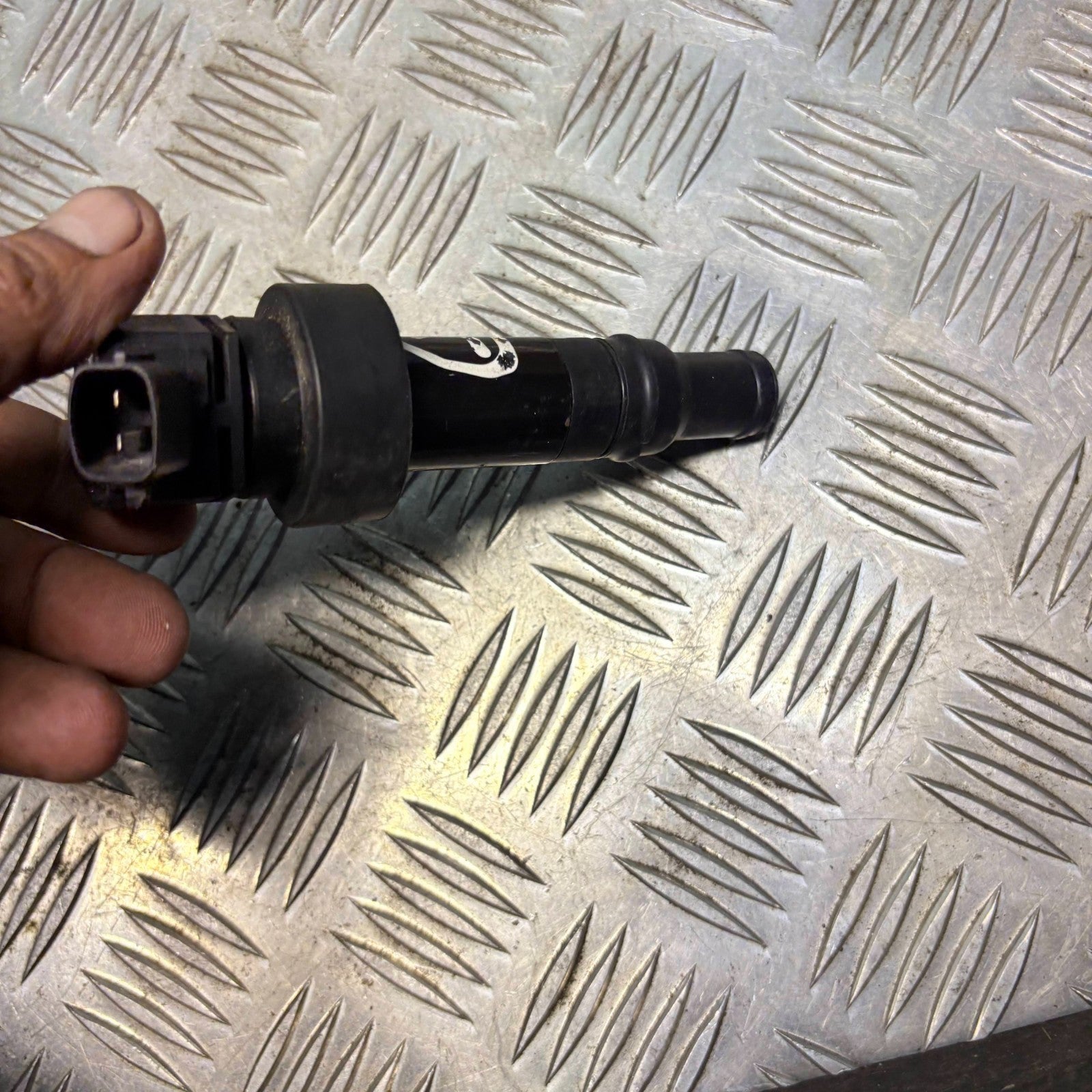 27301-2B100 Ignition Coil Kia Soul 2012-2019 Rio 2012-2020 Accent 2011-2022