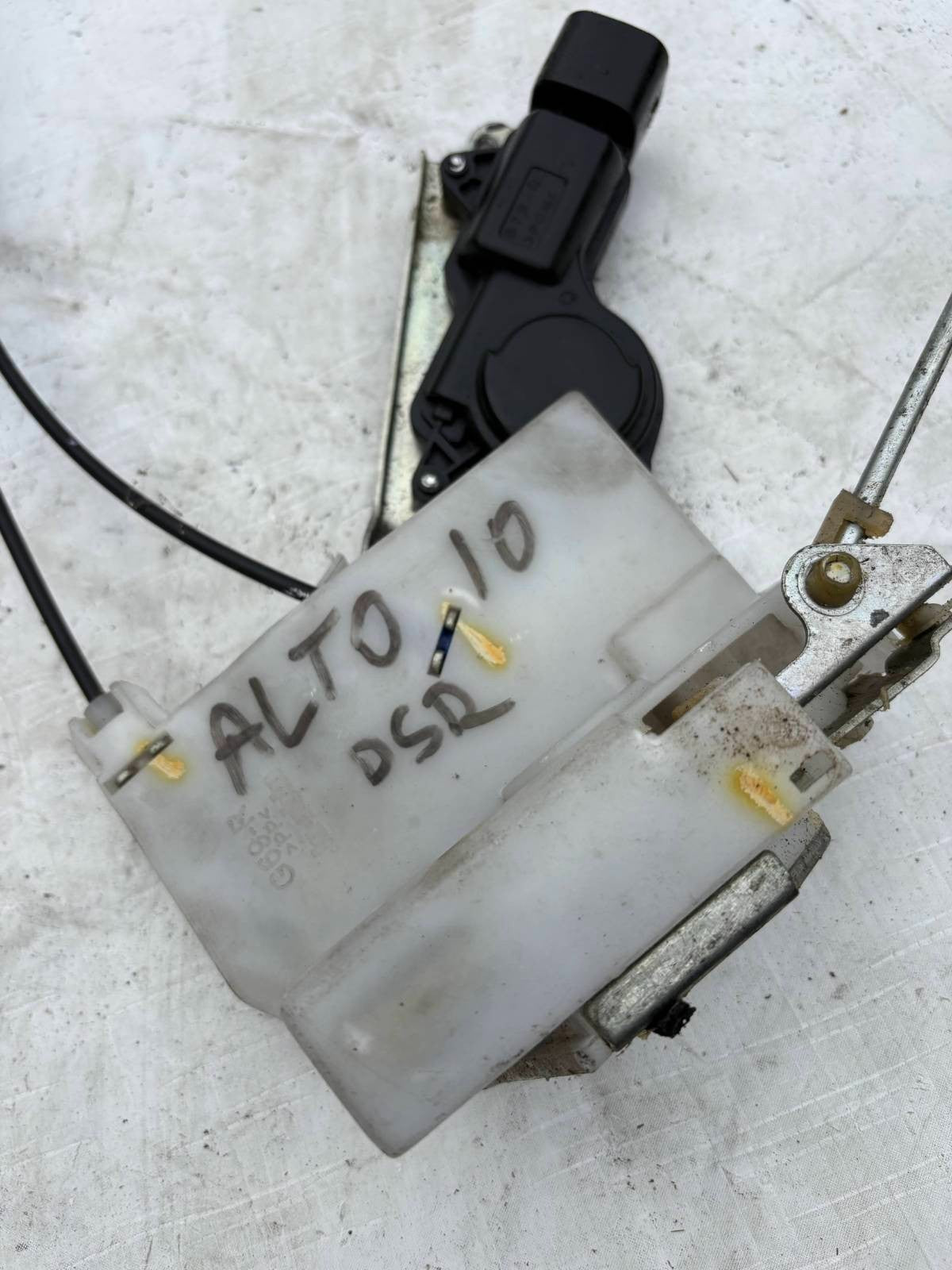 SUZUKI ALTO K10 8311075J0PIA02 DOOR REAR LOCK