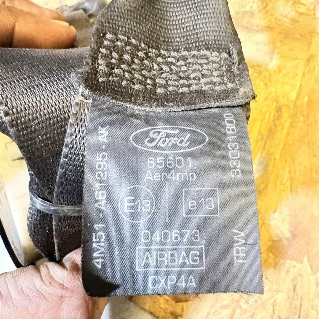 FORD FOCUS MK2 PASSENGER FRONT SEAT BELT 4M51-A61295-AK 2007