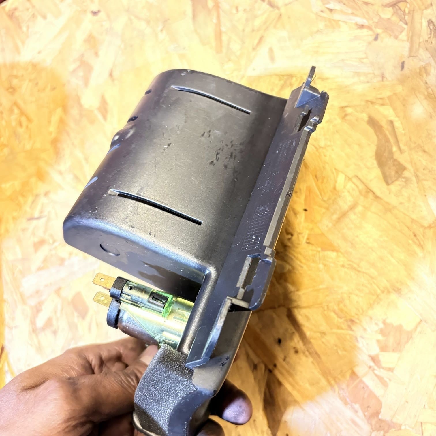 Jaguar X-Type X400 2007-2009 Centre Console Ashtray 12V Socket 4X43F044J53AB