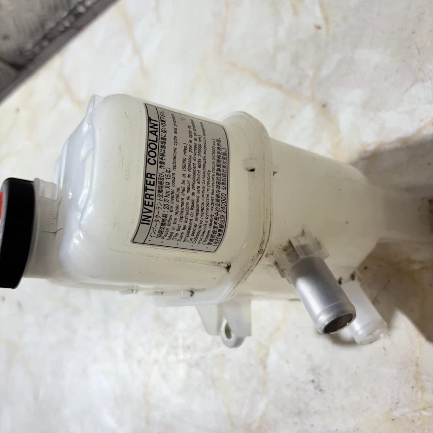 TOYOTA PRIUS 2013 1.8 HYBRID HEADER WATER COOLANT EXPANSION BOTTLE TANK & PIPE