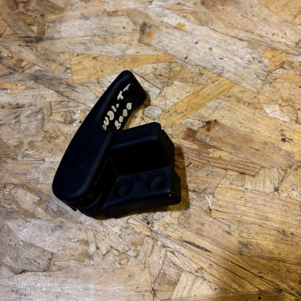 AUDI A3 8P FRONT BONNET LOCK CATCH RELEASE HANDLE 1H2823533 1H2 823 533