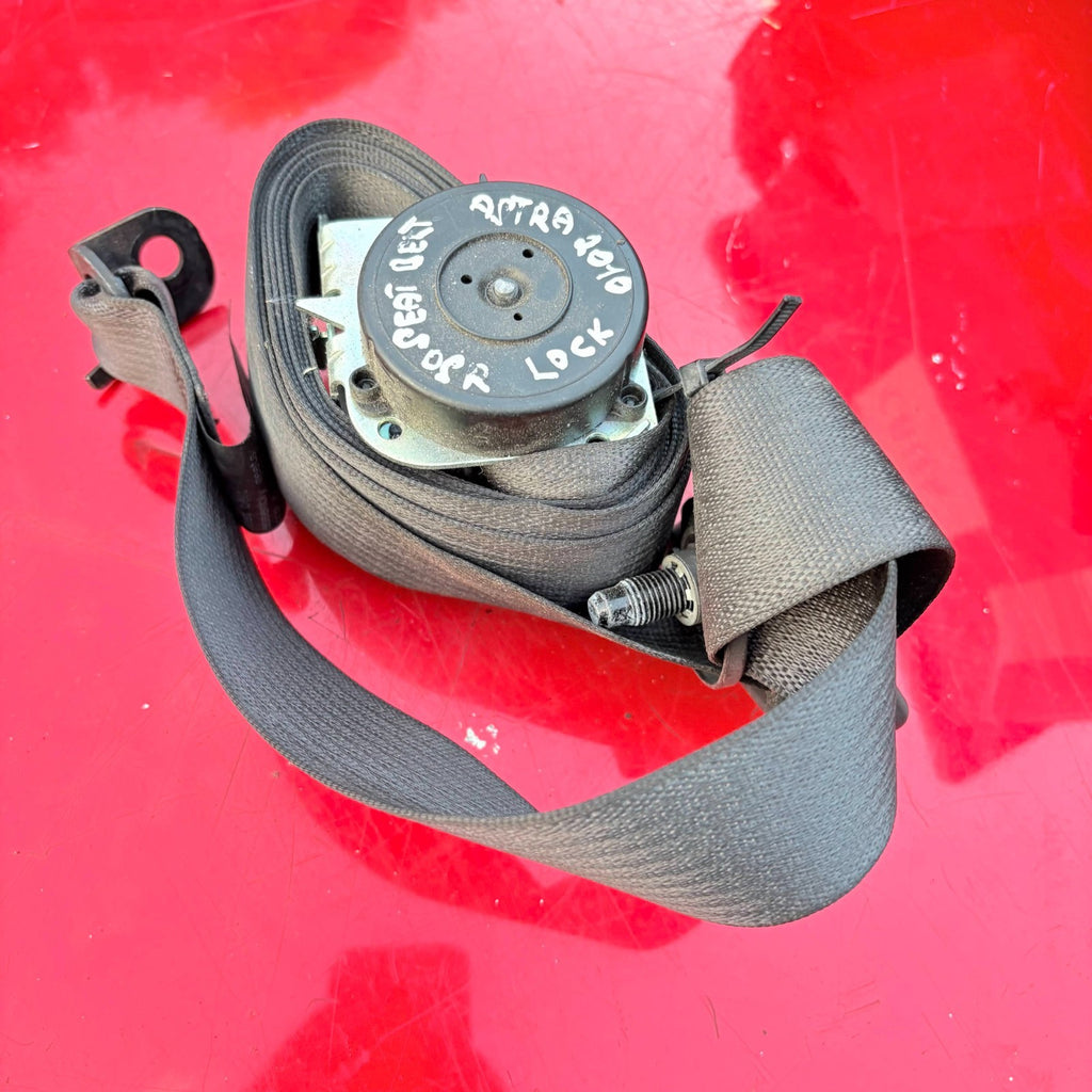 Vauxhall Astra 2010 Right Driver Offside Rear Seat Belt 36-741-6257