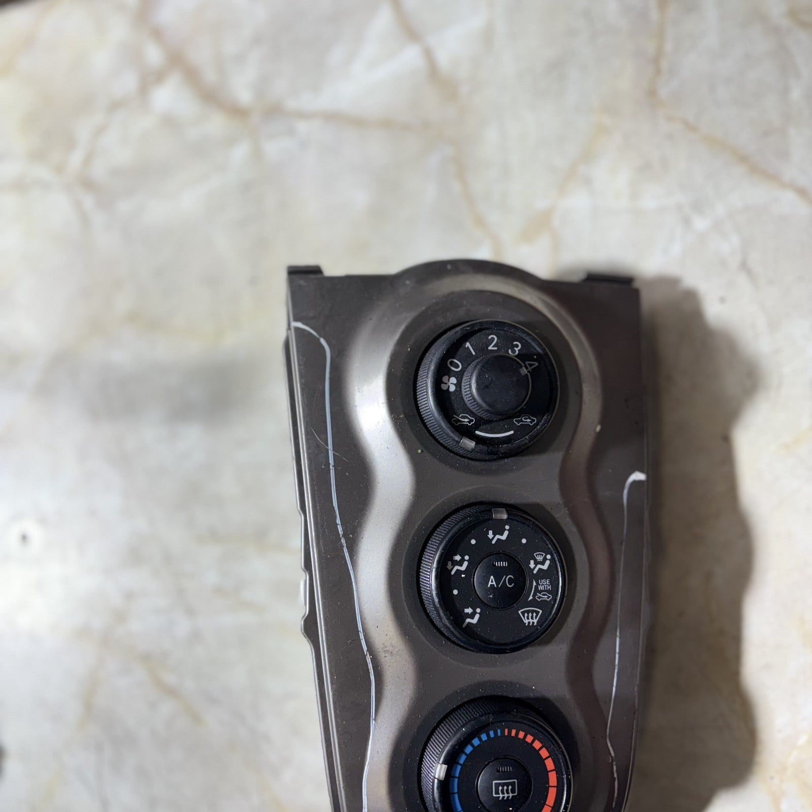 2010 TOYOTA YARIS 3DR CLIMATE CONTROLS WITH A/C 55406-0D190