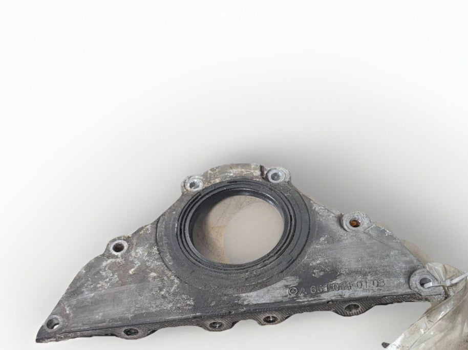 MERCEDES 651 SPRINTER CRANK OIL SEAL HOUSING A6510110108