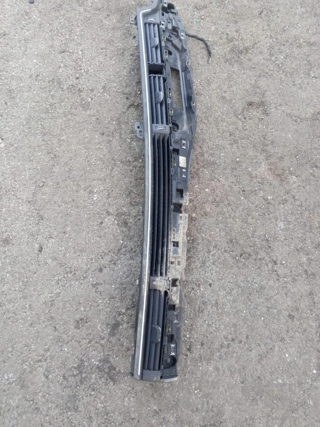 AUDI A5 F5 B9 DASHBOARD CENTRE AIR VENT GRILE WITH TRIM 2020 8W0971659B