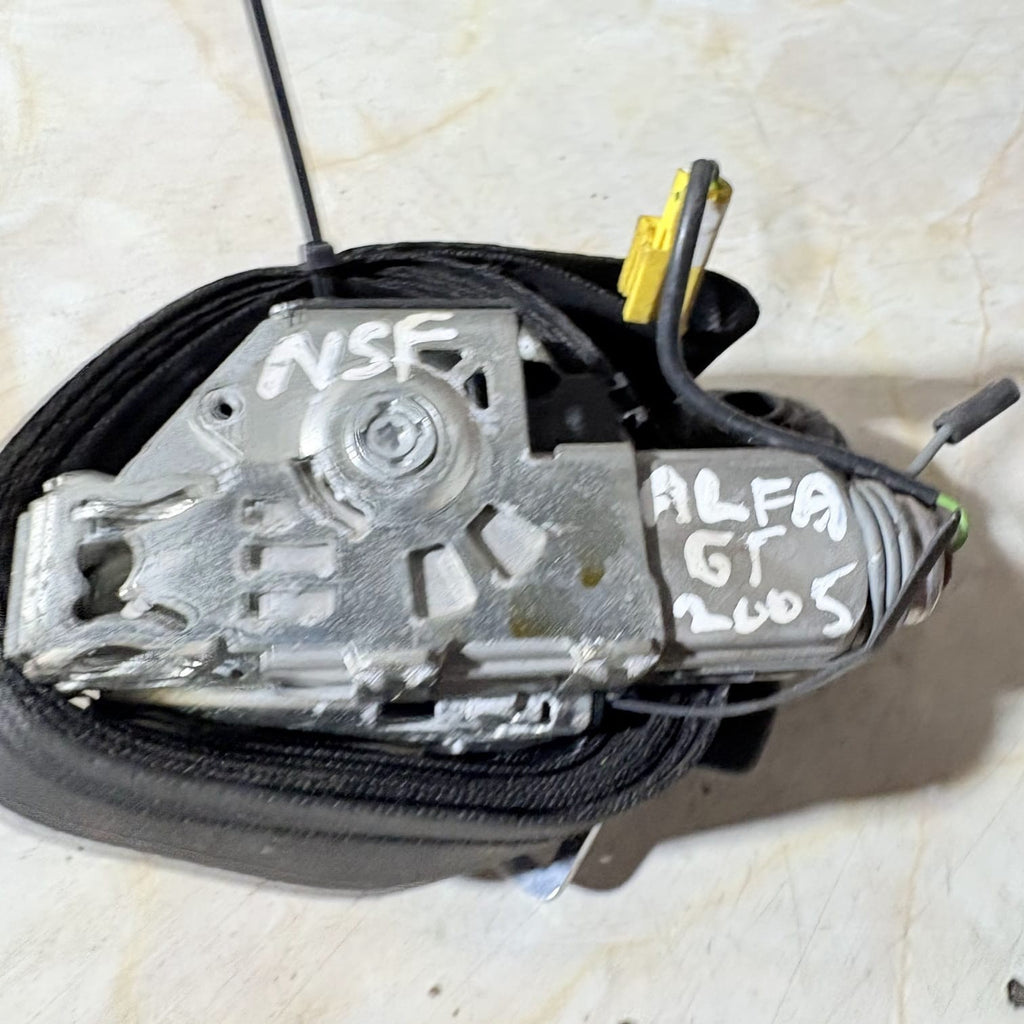 2005 ALFA ROMEO 147 FRONT PASSENGERSIDE LEFT SEATBELT 049078