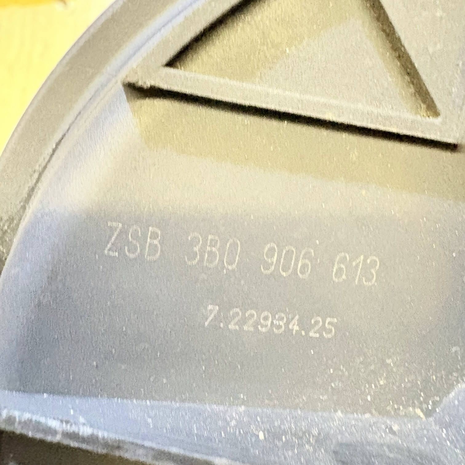 VW Golf MK5 Mk4 Secondary Additional Air Pump ZSB3b0906613