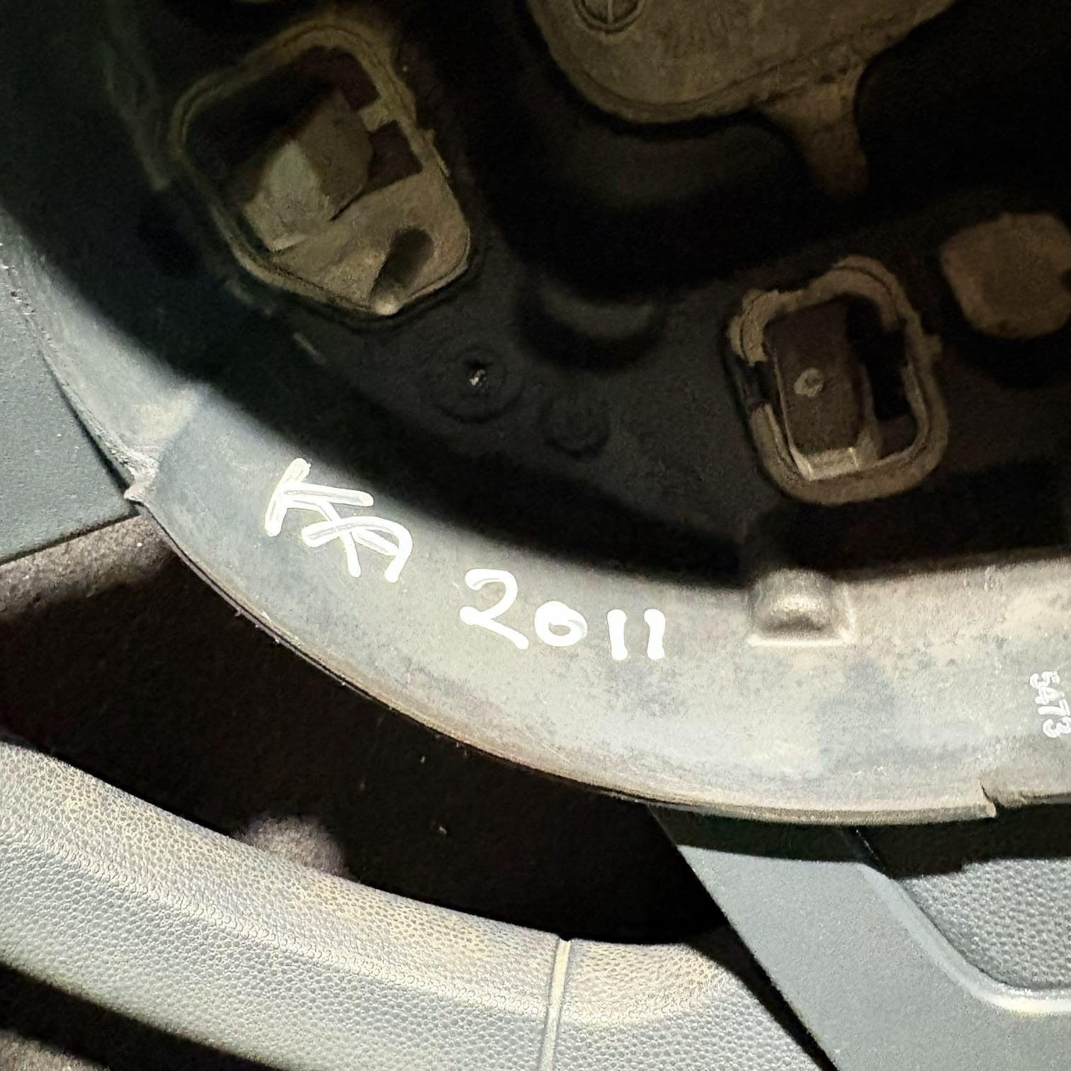 FORD KA MK2 (RU8) 2008-2016 3-DOOR 3-SPOKE STEERING WHEEL TRW 61990120A 1567626