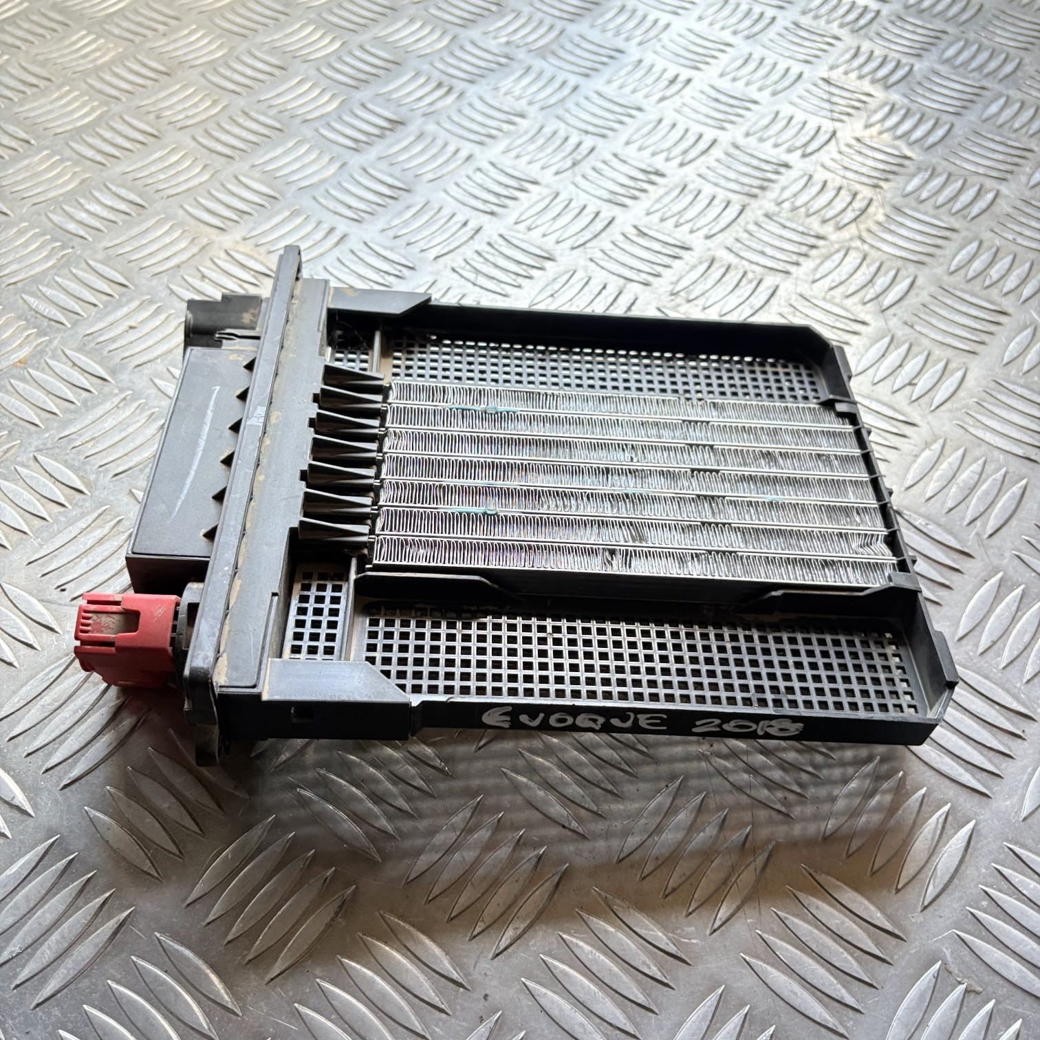 Range Rover Evoque L551 MK2 Electric Heater Matrix J9C3-18D612-AA 2018-2025