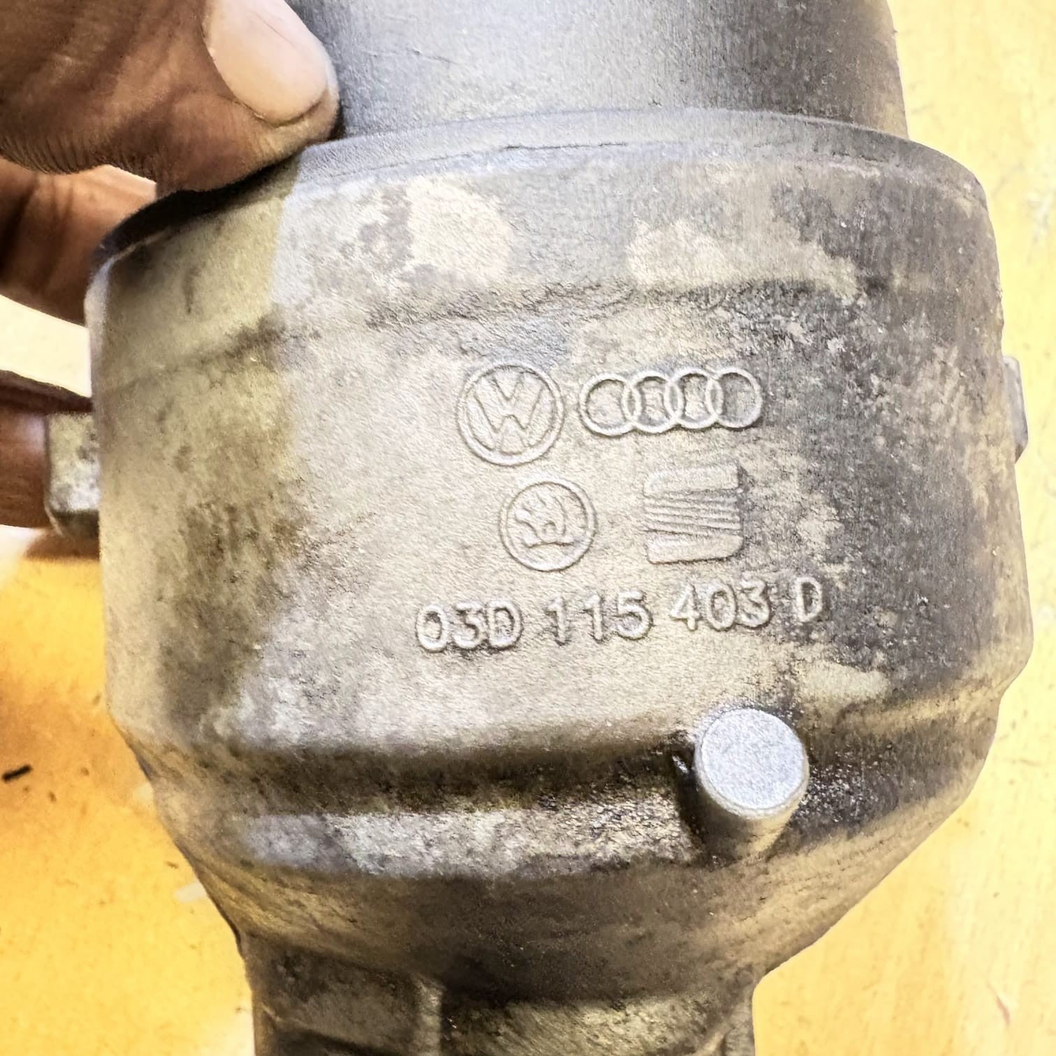 Volkswagen Polo Match 60 5 Door 1198 Oil Filter Housing 03D115403D J14