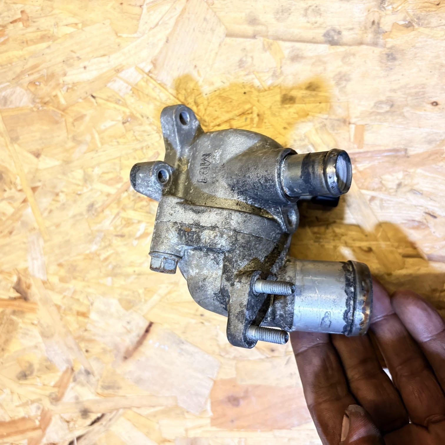 Honda Cbr 929 Rr 00-01 Thermostat Valve 19311Mcj305 19315Mcj000 2017
