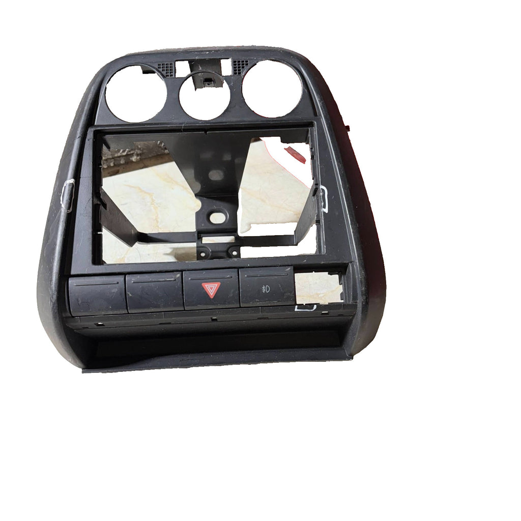 Volkswagen Fox 2006 Radio GPS head unit trim and Button