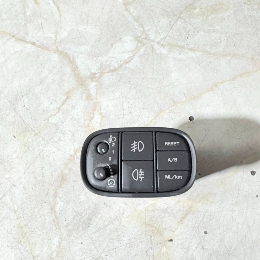 1999?2007 Jaguar S-Type Dash Switch Panel (Headlight/Fog/Cruise)