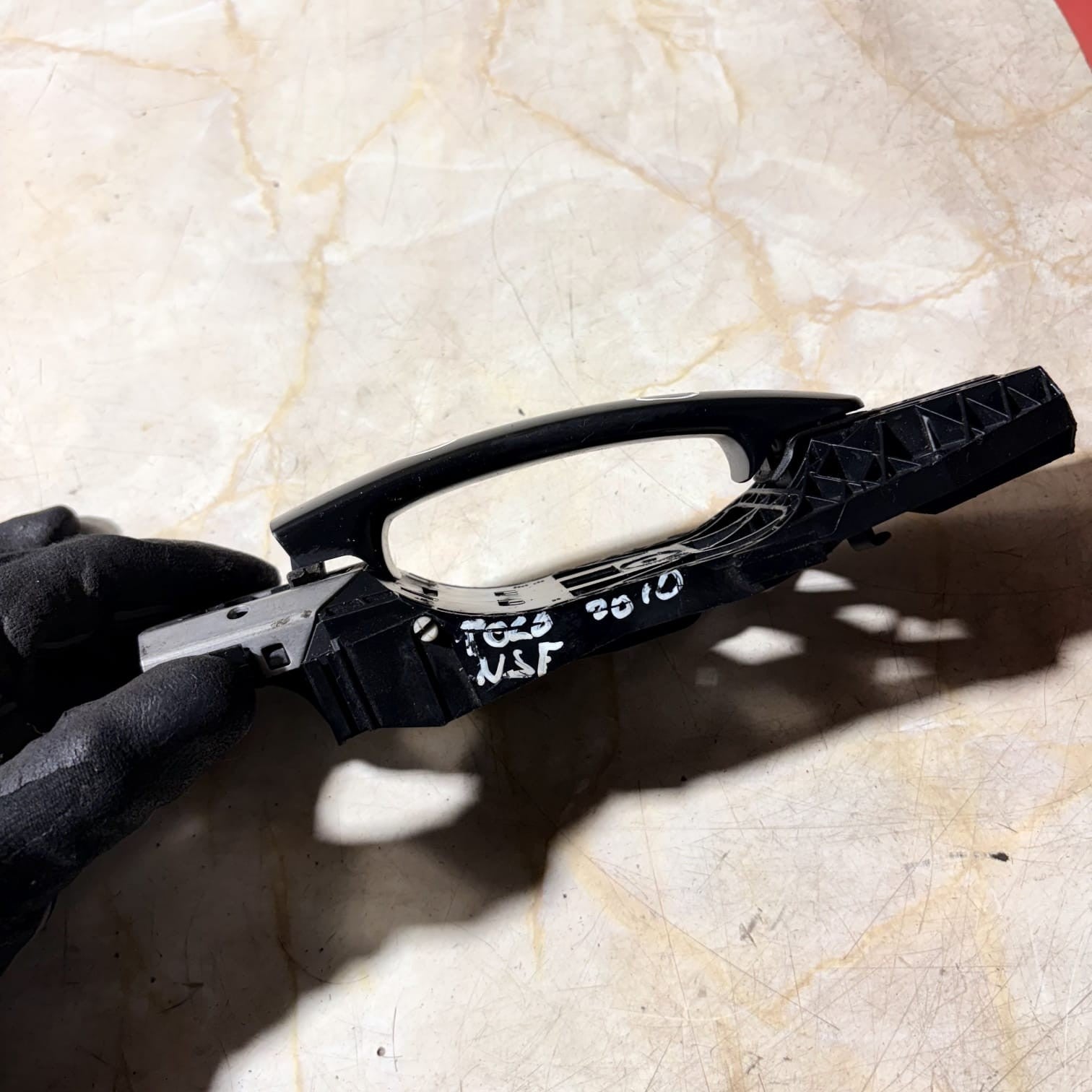 2010 VW GOLF VI DOOR HANDLE PASSENGER FRONT HATCHBACK OUTSIDE SIDE 5N08378856