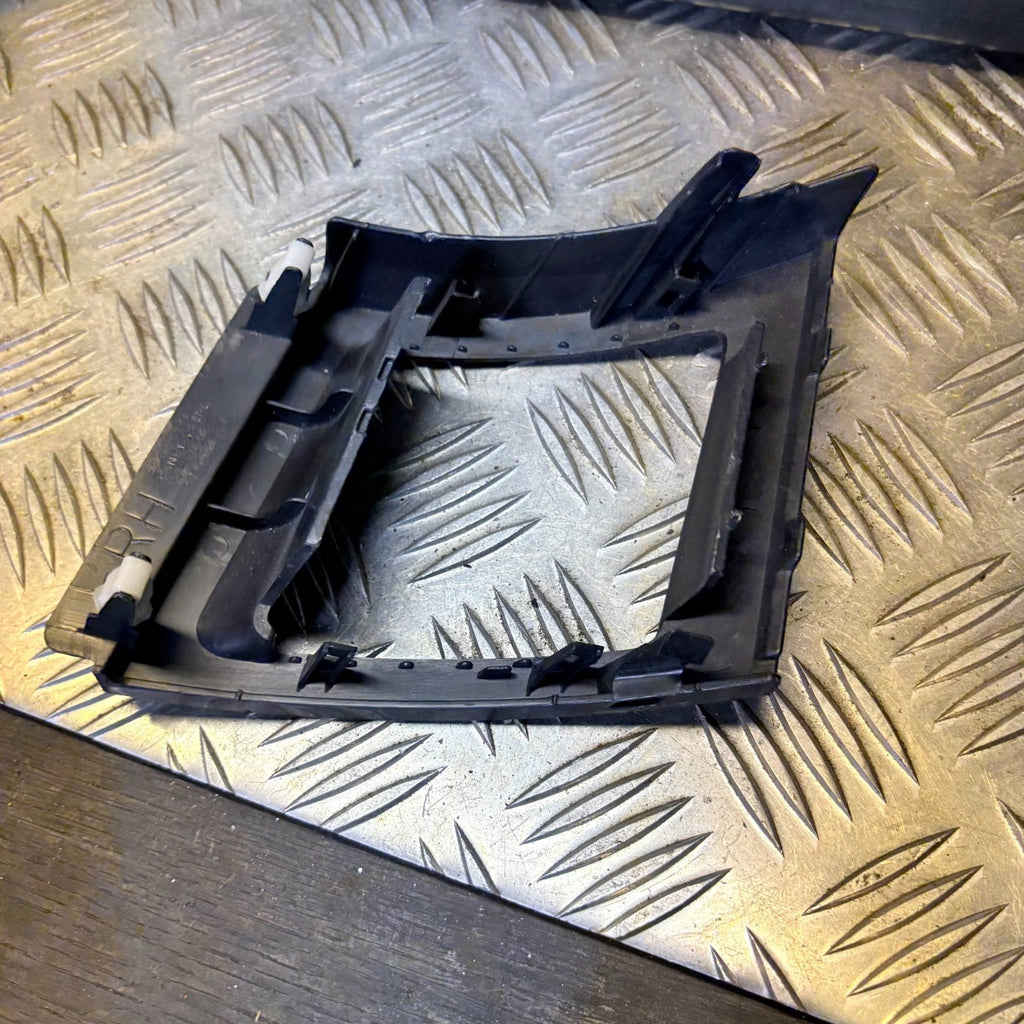 Mitsubishi Lancer Sportback 08-15 RH Dash Air Vent Trim SPC02221