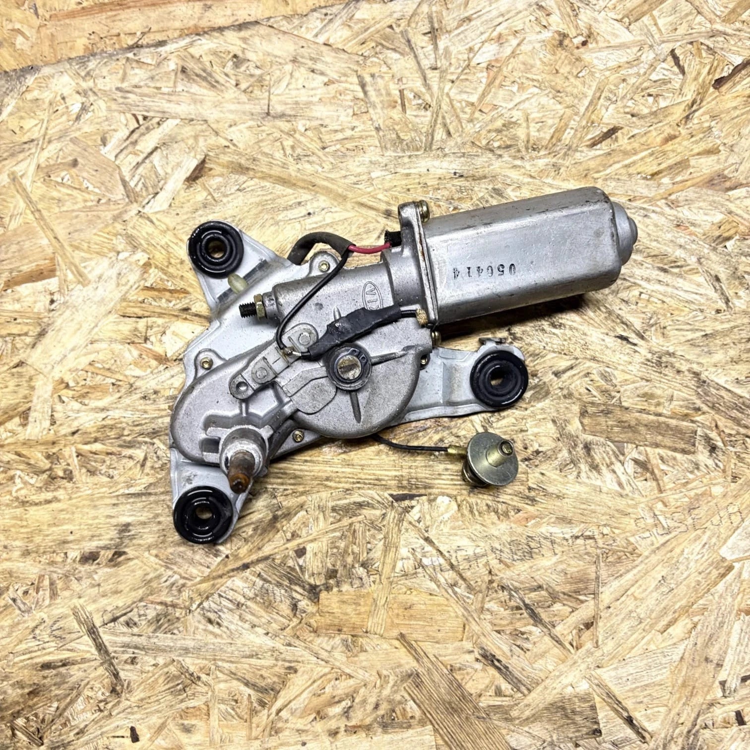 KIA CARENS REAR WIPER MOTOR 03511-1400 2004 A1607-6