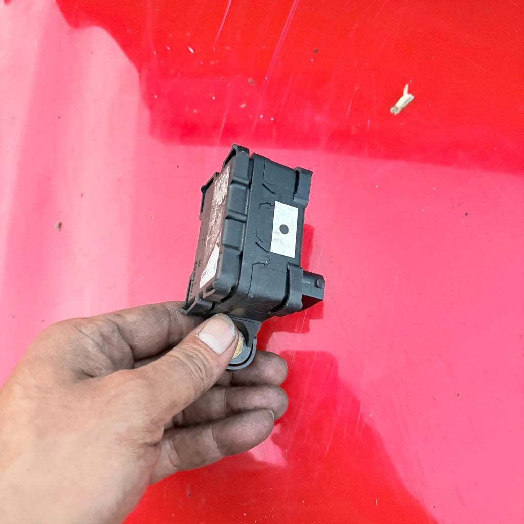 Mitsubishi Outlander Mk2 2006-2012 Yaw Rate Sensor 4670A282