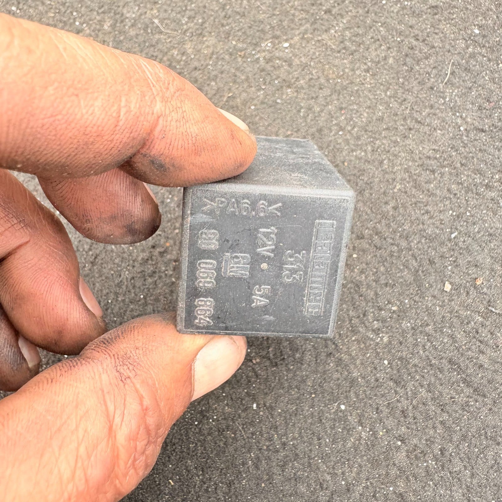 Suzuki Ignis 2004/Relay module/90069864