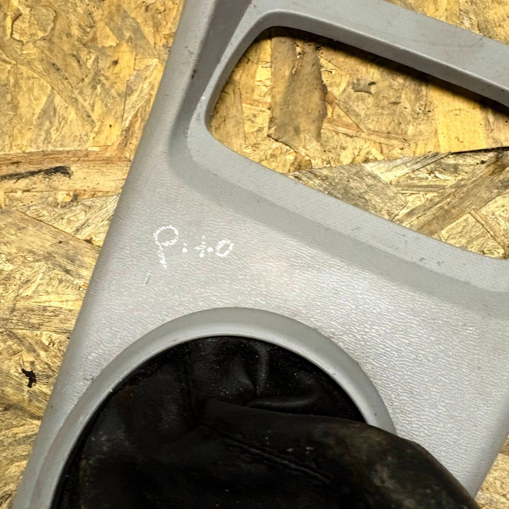 Nissan Pixo 2009-2014 Gear Stick Surround Trim Panel Centre Console 75860-68K0