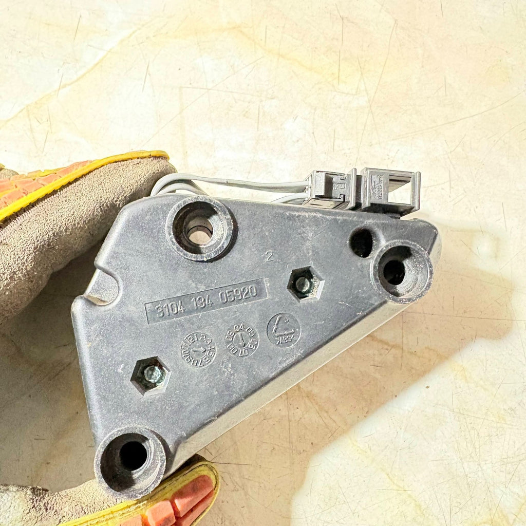 VW Golf MK5 2004-20009 TDI Front Left Door Speaker Crossover Module 1K0035463D