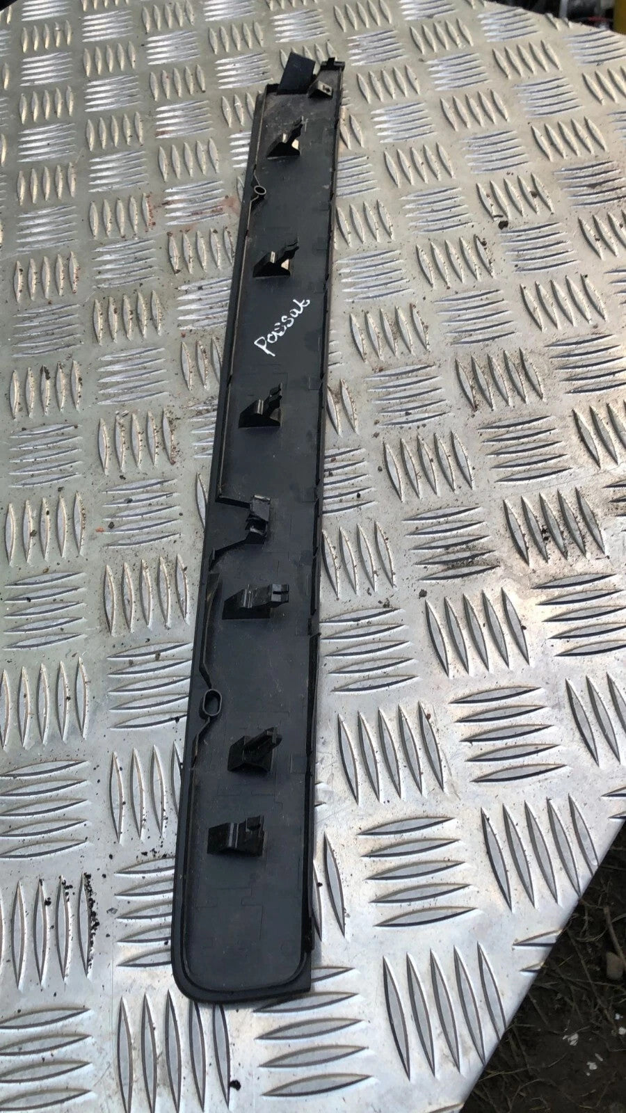 VW Passat 3C B6 Interior Trim Plastic 3C2857211