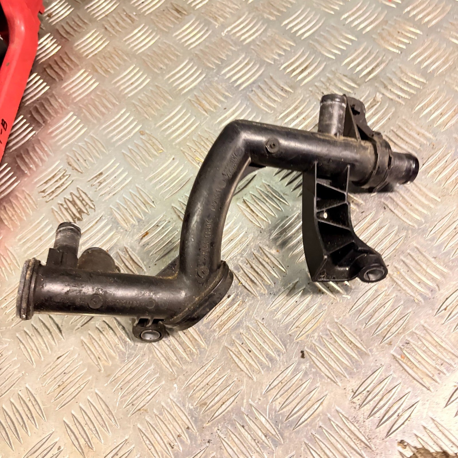 CITROEN C4 2009 PICASSO COOLANT PIPE 042551