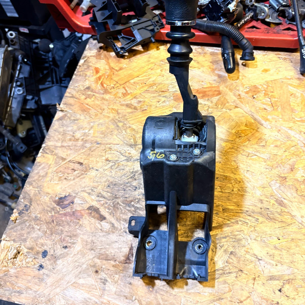 Nissan Pulsar C13 2014-2018 6 Speed Manual Gear Shifter Selector 34101-3ZV0A