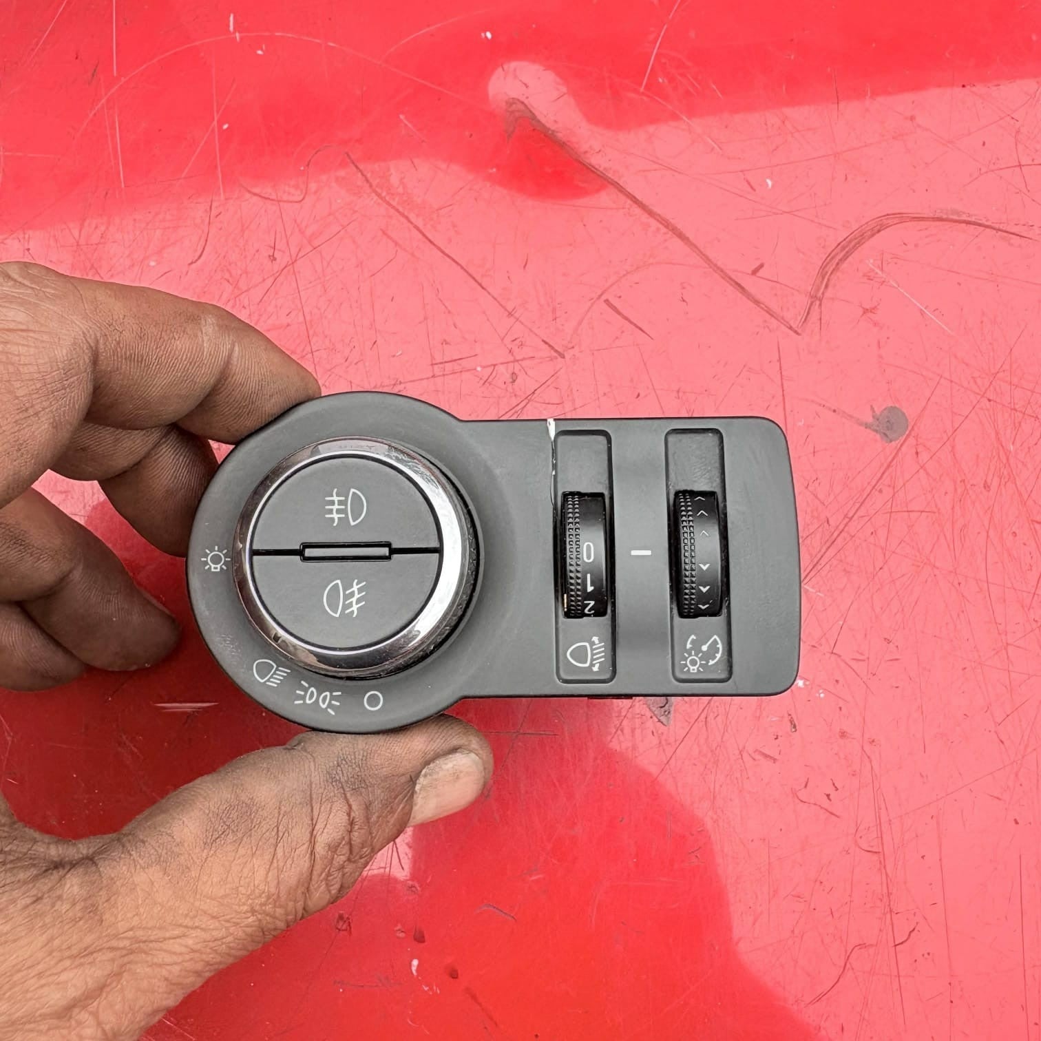 2010 VAUXHALL ASTRA GTC HEADLIGHT LAMP SWITCH CONTROL PANEL 13385636