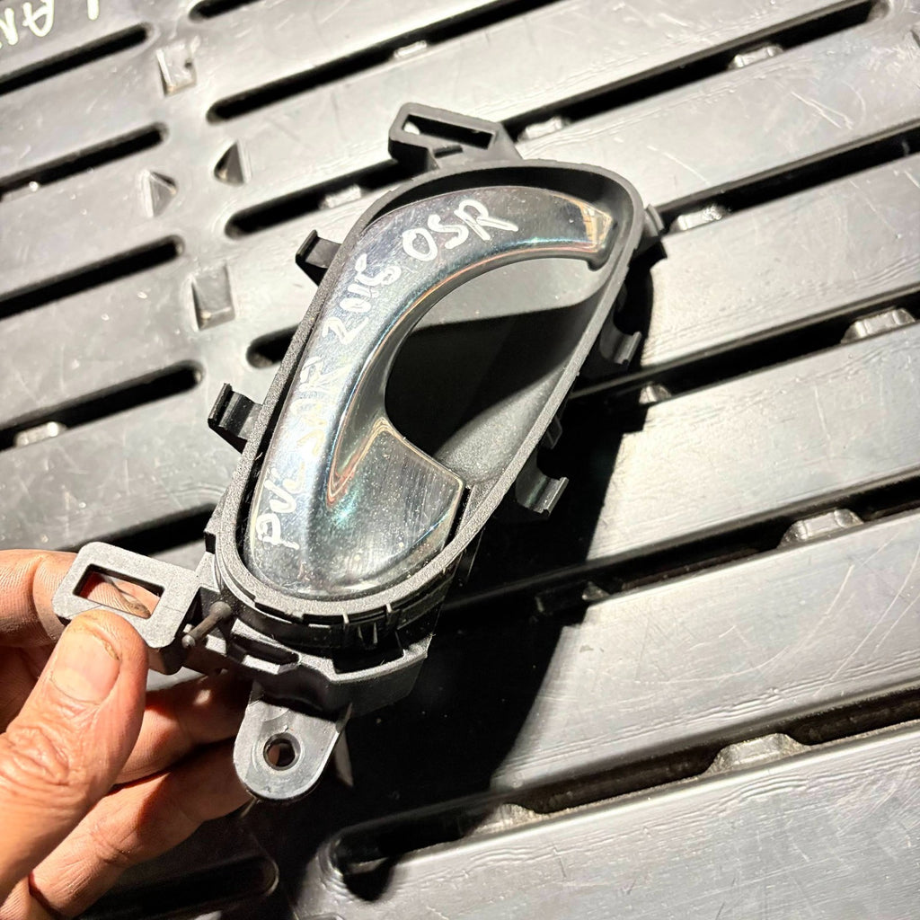 Nissan Pulsar Mk3 2014-2018 Right Offside Rear Inner Door Handle