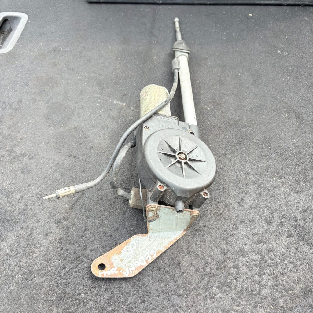 KIA CARNIVAL II GQ Antenna 0K55366930e 2.90 Diesel 106kw 2004 3148701