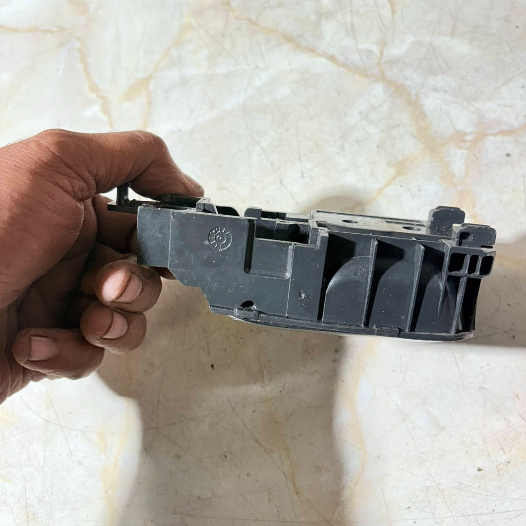 Toyota Corolla 2000-2006 Right Rear Interior Door Handle