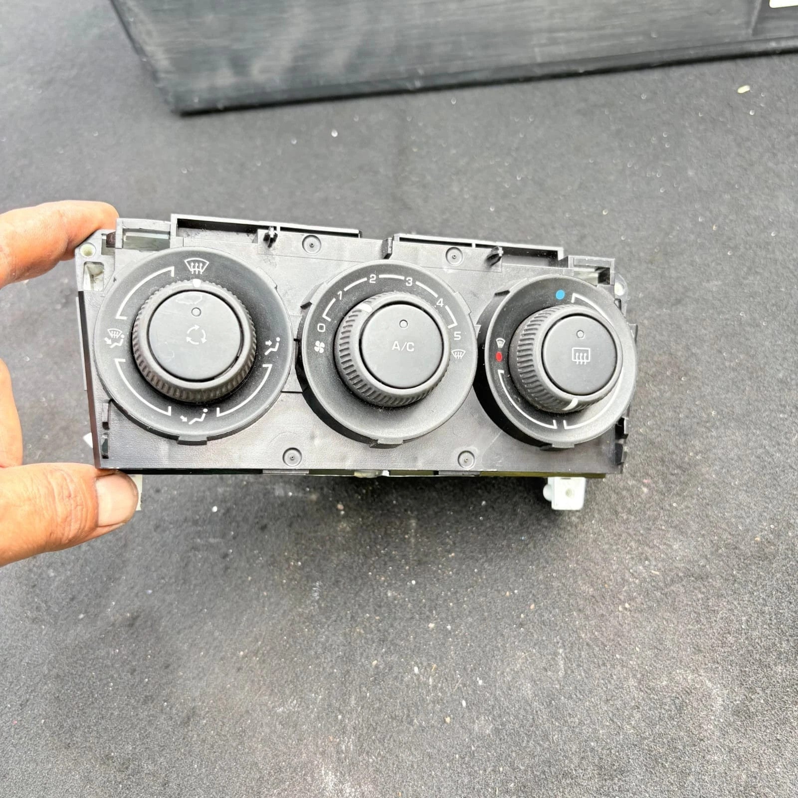 Peugeot 308 Heater AC Control Panel Manual Switch Unit 69947013 6452G1 07-14