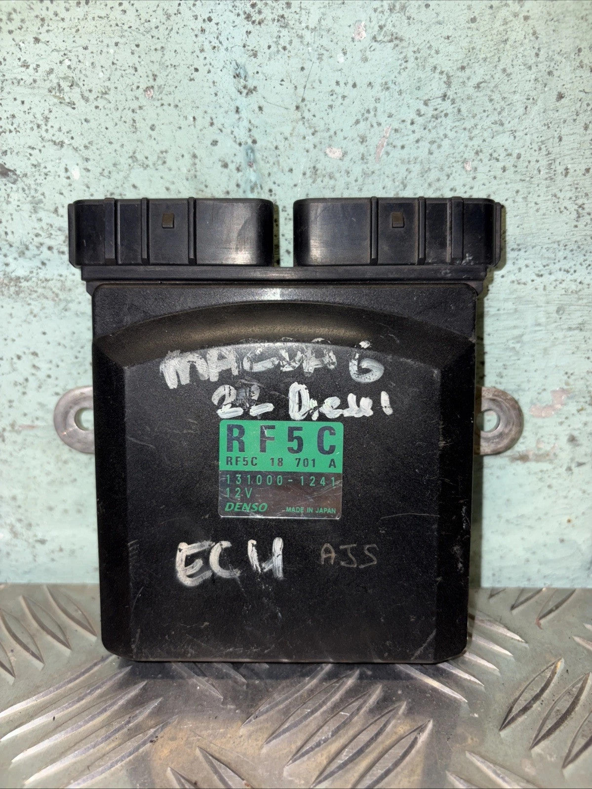 MAZDA 6 DIESEL CONTROL UNIT 1310001241 & RF5C18701A