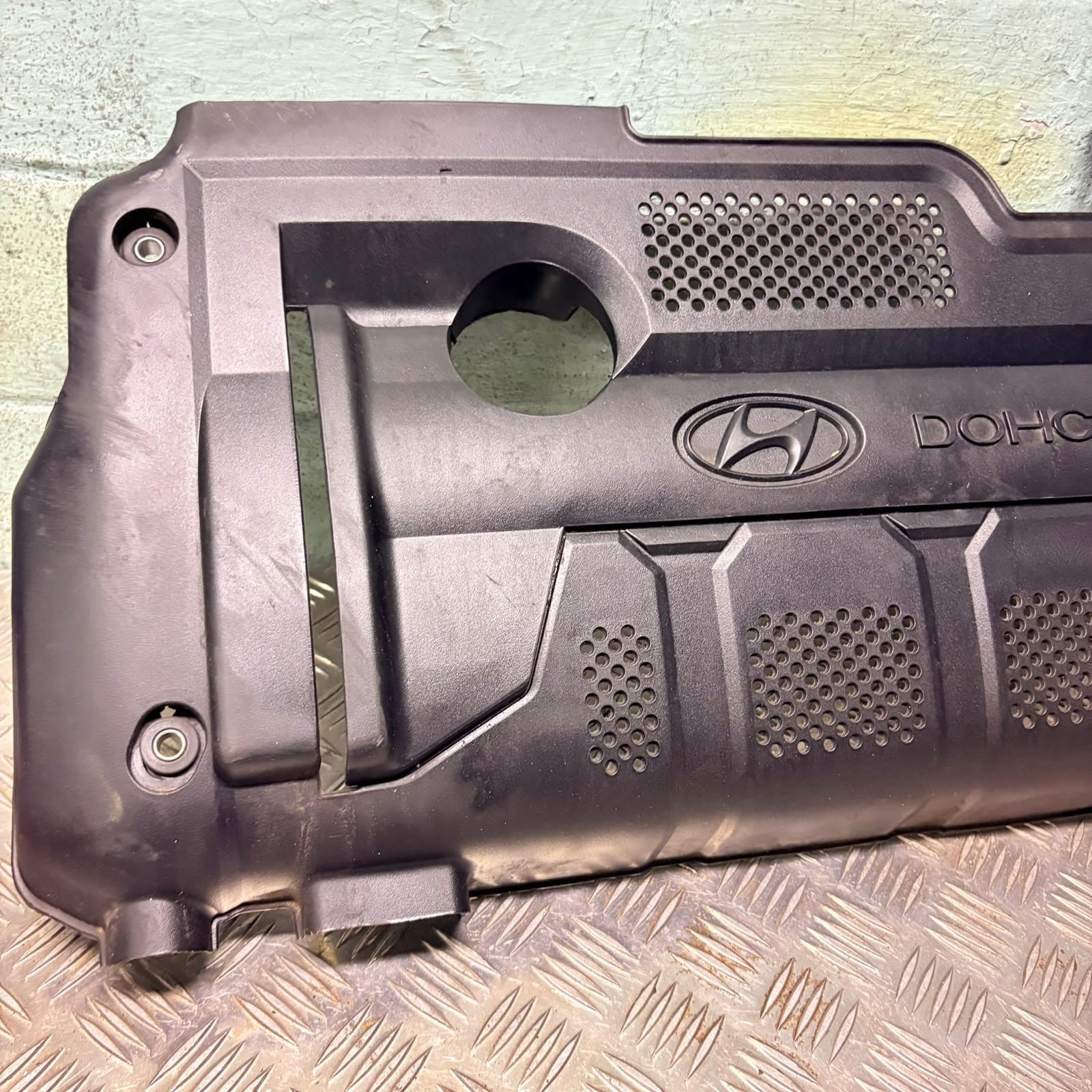 Hyundai Coupe/Tiburon GK 2.0 DOHC 16V Engine Cover 29240-23650 2001-2008