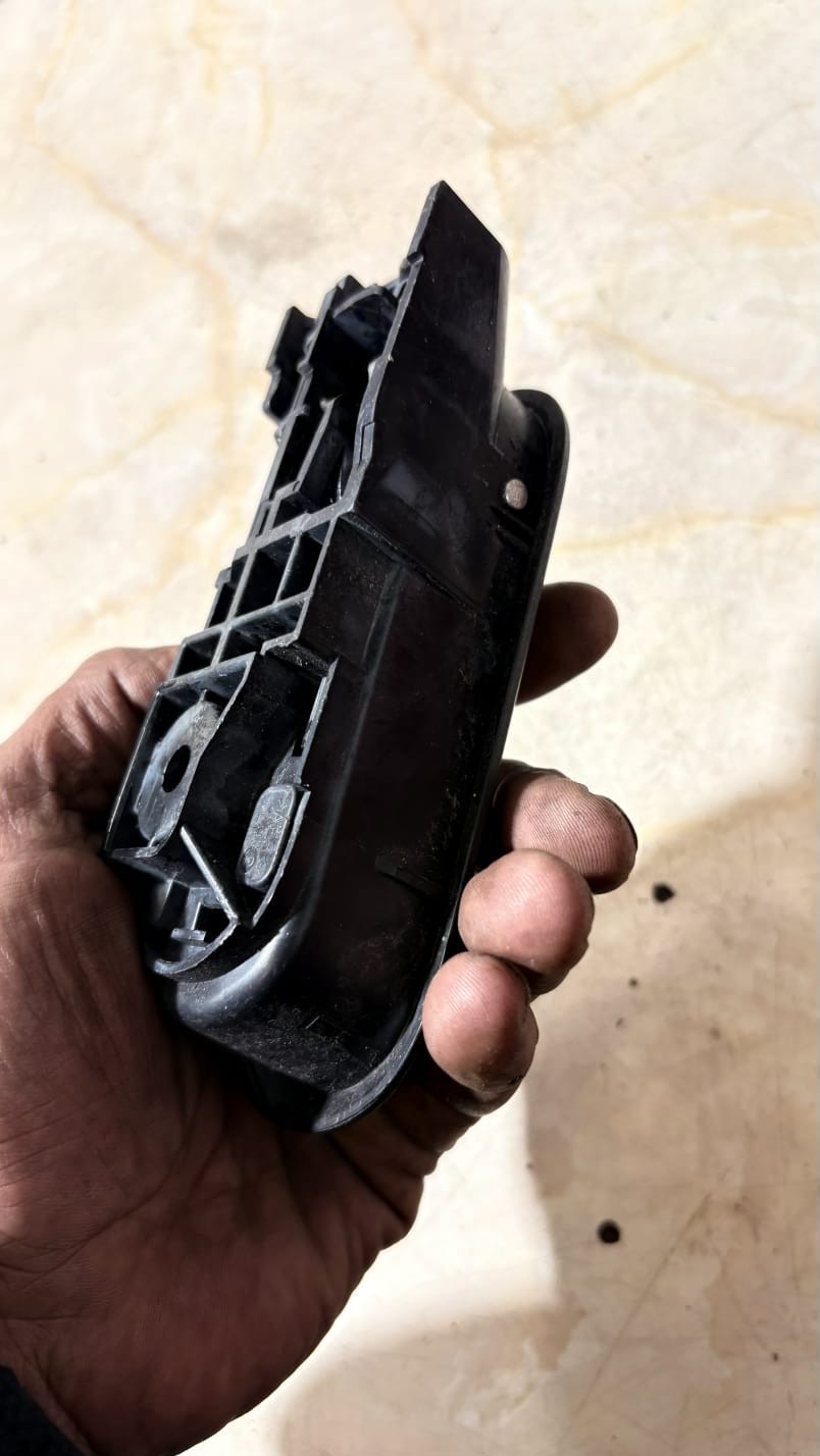 Mazda 2009-2013 Passenger Left Front Inner Door Handle